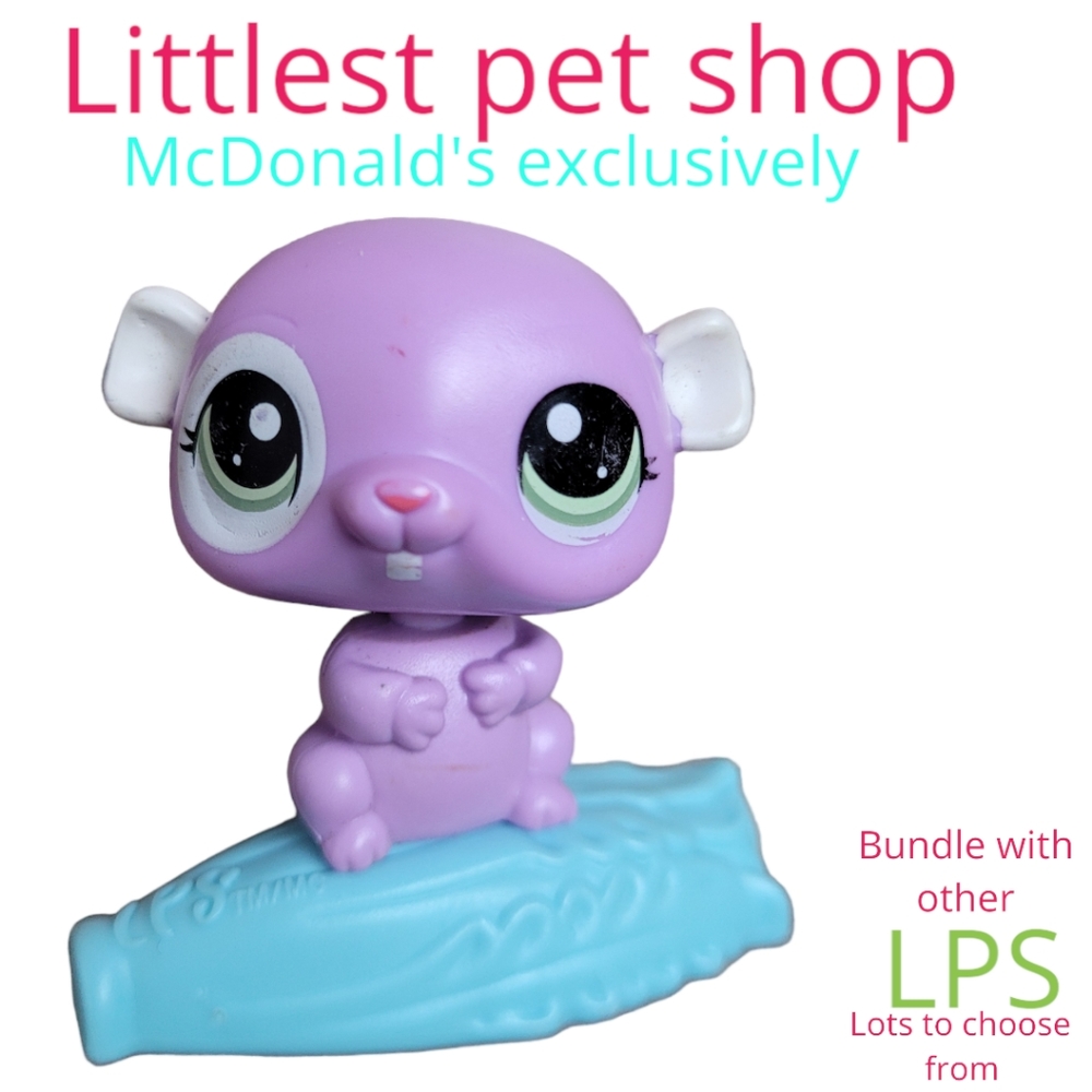 Hasbro Littlest Pet Shop MCDONALD'S purple & blue baby beaver collectible toy